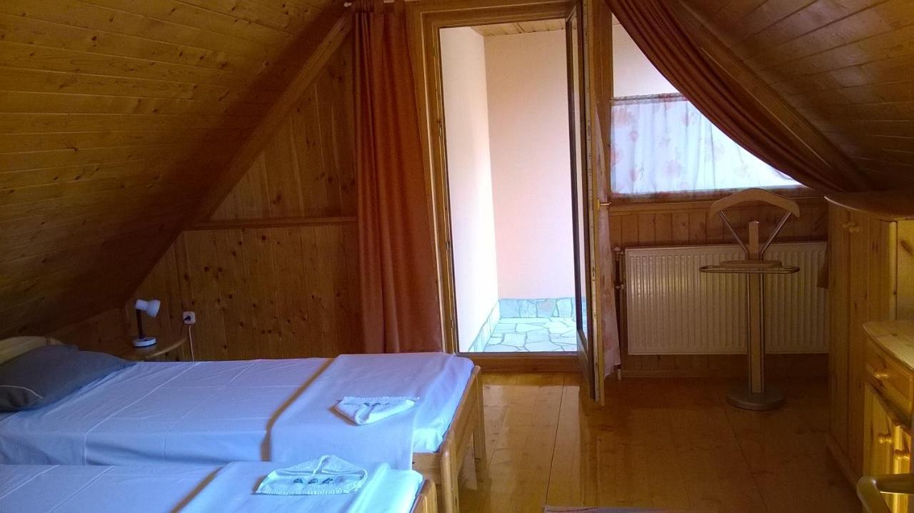 Villa Giulia Vendeghaz Verpelét Exteriör bild